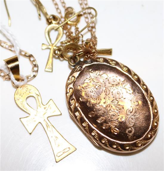 9ct gold engraved closed locket on chain, Ankh pendant on 9ct gold chain with earrings en suite